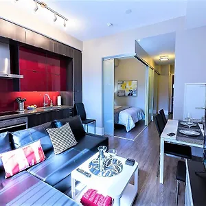 Upscale At Cn Tower, Metro Convention & Rogers Centre Apartment