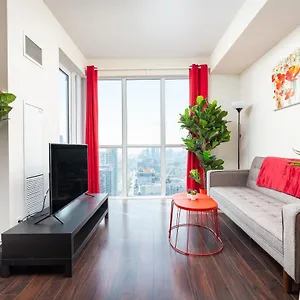 Across From The Cn Tower, Metro Convention Centre And Rogers Centre In Downtown Core Apartment